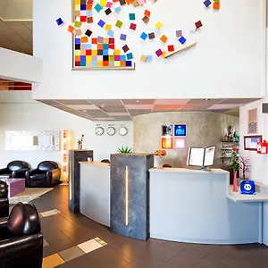 octel-hotel-et-residence.midi-pyreneeshotels.com/